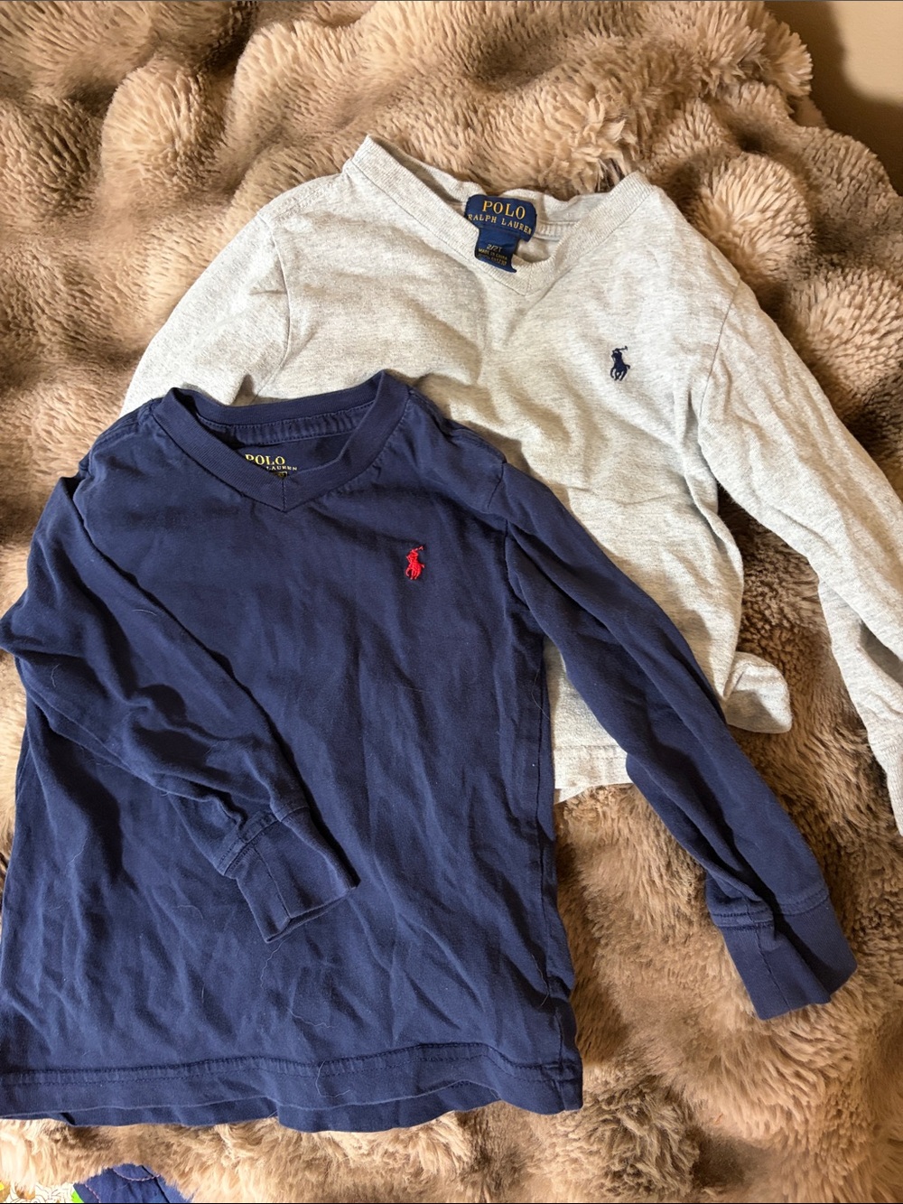 Polo by Ralph Lauren Kids V-Neck Long Sleeve Tees in Navy, Light Gray